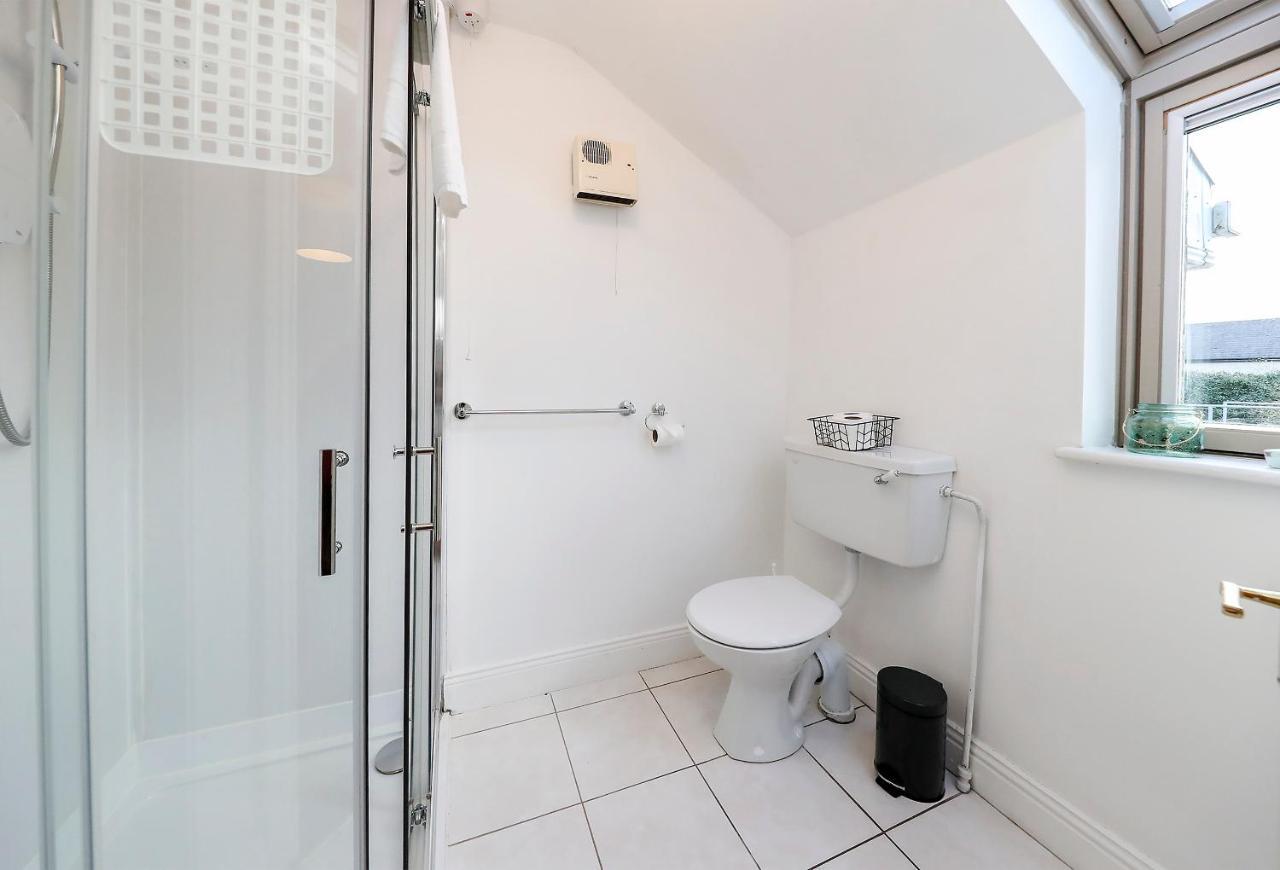 Two Bedroom Townhouse In The Heart Of Dungarvan Dungarvan  Dış mekan fotoğraf